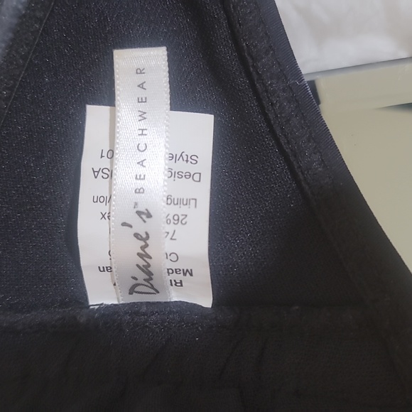 Nwot black swim suit top - Picture 6 of 8